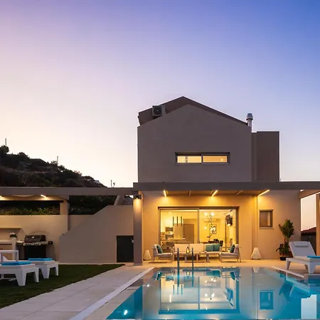 Villa Pinnacle *
