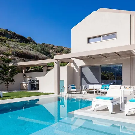 Pinnacle Villa *