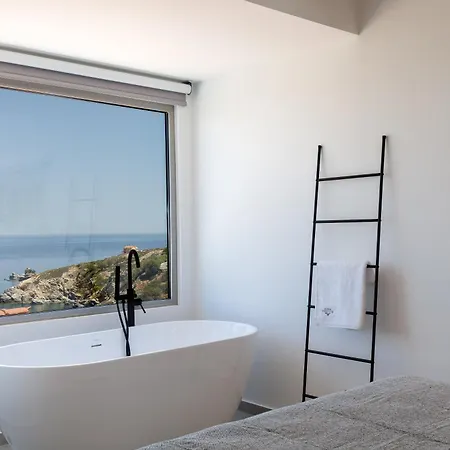 Pinnacle Villa *